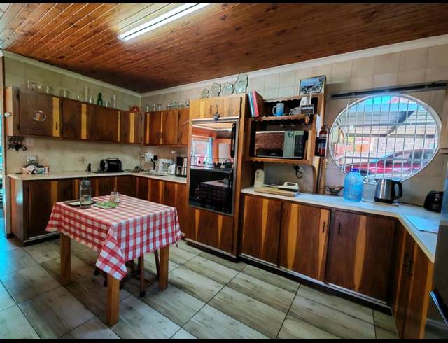 4 BEDROOM HOUSE FOR SALE IN ERMELO